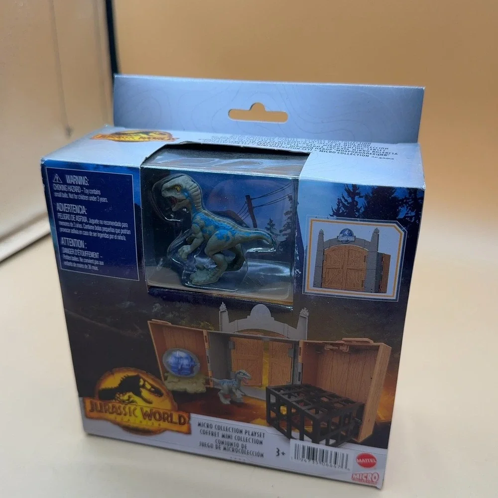 Mattel Jurassic World Dominion Micro Collection Playset Velociraptor Blue Figure